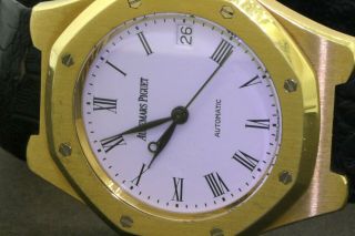 Audemars Piguet Royal Oak 14800BA 18K gold 36mm automatic men ' s watch w/ date 2