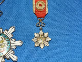 WWI - WWII Chinese Medal,  Order of the Golden Grain Pair w/ Mini 5