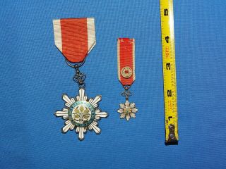WWI - WWII Chinese Medal,  Order of the Golden Grain Pair w/ Mini 7