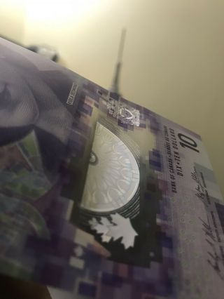 Canada $10 Dollars Vertical Note - Viola Desmond 2018 UNC Best Banknote 2018 4