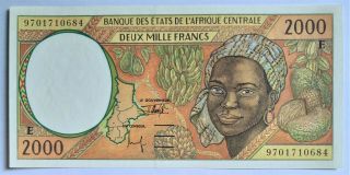 Central African States / E Cameroun - 2000 Frs - 1997 - S/n 9701710684 - P.  203ed,  Unc.