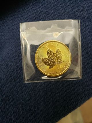 1 Oz Pure Gold Coin 2018 Canadian Maple Leaf Purity.  9999 Canada