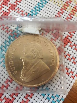 1/51977 South African Krugerrand Coin 1 Oz.  Fine Gold In 14k Yellow Gold.