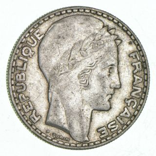 Silver - World Coin - 1933 France 20 Francs - World Silver Coin - 20.  3g 574
