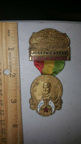 1932 Shriner Masonic Medal Pin Imperial Council Session San Francisco Rep.  Badge