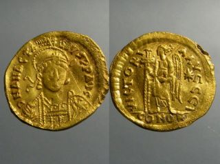 Anastasius Gold Solidus_constantinople Mint_victory Standing