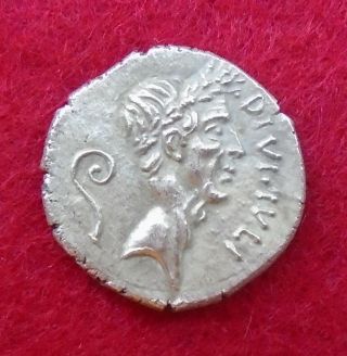 Roman Silver Coin Caesar Ar Denarius Rome,  40 Bc.  Q.  Voconius Vitulus