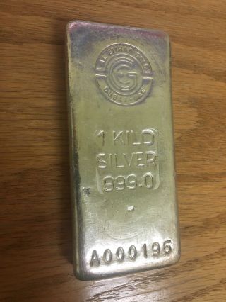 Uae 1kg.  999 Silver Bullion Cast Bar