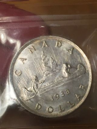 1938 CANADA SILVER DOLLAR - BU / UNC, 2