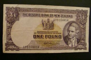 Zealand One Pound 1956 - 67 Crisp