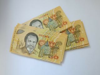 Papua Guinea 1989 (99 notes) SPECIMEN 50 Kina Bank Notes BLOCK of HTT prefix 4