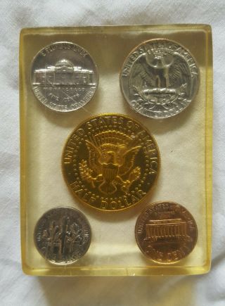 Uncirculated 1966 Coin Set John F.  Kennedy Gold Plated Half Dollar 1966 Keepsake 4