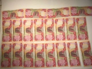 500,  000 Iraqi Dinar - Un - circulated - 20 x 25,  000 bank notes 2