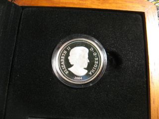 2004 Canada Proud Polar Bear Silver $2 Coin & Stamp Set. 5