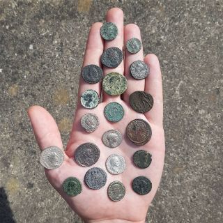 A Handful Of Quality Silver & Bronze Roman Coins.  British Metal Detecting Finds.