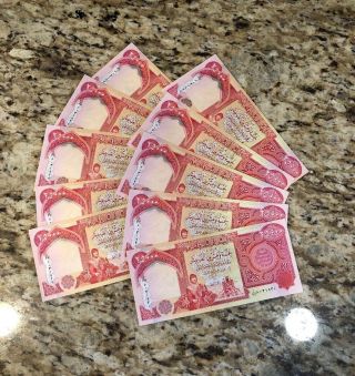 10 X 25000 Iraqi Dinar Note - Official Iraq Currency Uncirculated