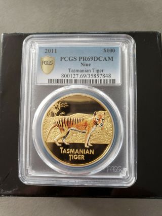 2011 Niue Tasmanian Tiger $100 1 Oz Gold Coin Pcgs Pr69dcam Gold Shield Holder