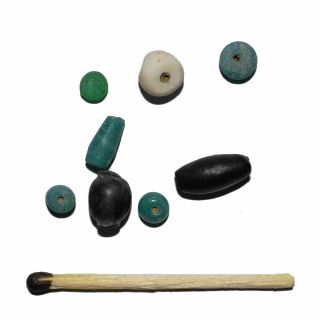 (10281) Beads From Ancient Khwarizm.