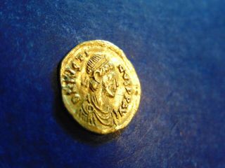 JUSTINIAN I GOLD TREMISSIS VICTORY REV.  REALLY 2