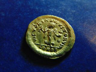 JUSTINIAN I GOLD TREMISSIS VICTORY REV.  REALLY 3