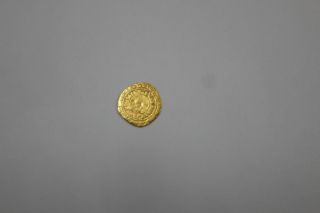 Fatimid Islamic Gold Coin Part Of Dinar (1/4 Dinar) about 1.  0 gram.  (1) 2