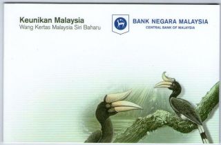 Malaysia 1 & 5 Ringgit 2012 Unc - Polymer (matching Serial S W/folder)