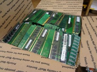 26 Pounds Of Computer Memory Cards For Scrap Gold Recovery