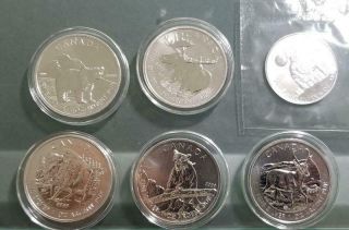 Canada - 2011 - 13 Wildlife Series - 5 1 Oz.  9999 Silver,  1 1/2 Oz Wolf Sml