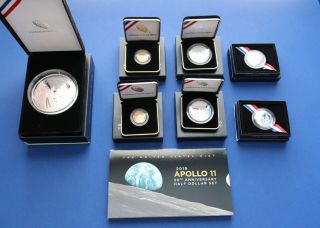 U.  S.  - 2019 Apollo 11 50th Anniversary Complete Coin Set (19ca - 19ch)