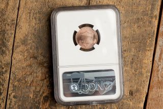 2019 W Lincoln Cent Uncirculated NGC MS70 RD First Day Issue Lyndall Bass Signed 8