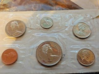 1973 Canada Brilliant Uncirculated Rcm Large Bust Quarter Canadian Coin Set F164