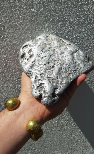 A Meteorite Fragment? Platinum Nugget? Niquel or Aluminium? 2