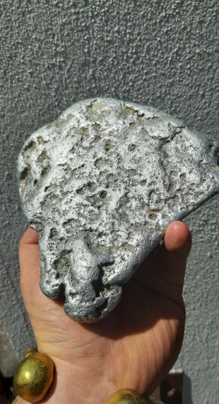 A Meteorite Fragment? Platinum Nugget? Niquel or Aluminium? 6