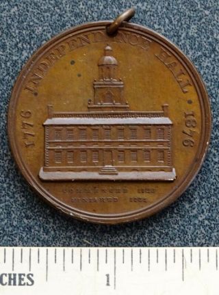 1876 Philadelphia Worlds Fair US CENTENNIAL EXPO Bronze LIBERTY BELL Medal Token 2
