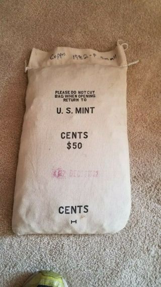 1982 P Small Date Copper Sewn Bag Of 5000 Lincoln Memorial Cents Bag