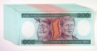 Brazil Banco Central Do Brasil 200 Cruzeiros 1981 - 84 P - 199 Seq Bundle (100,  Unc)