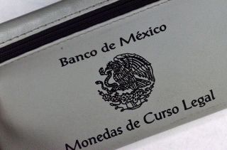 2001 BANK OF MEXICO LIBERTAD 5 - COIN.  999 SILVER PROOF SET W/ BANK BAG 9