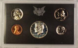 1969 Us 5 Coin Proof Set With 40 Silver Kennedy Half As Issued