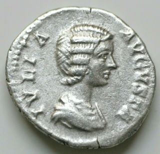 Julia Domna,  Wife Of Septimius Severus.  Ar 3.  39gr Denarius.  Julia Domna,