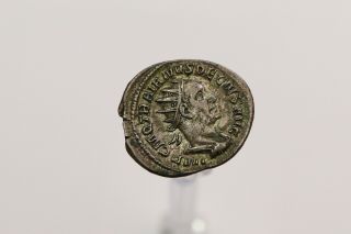 Ancient Roman Trajan Decius 249 - 251 C.  105 Details B19 9005