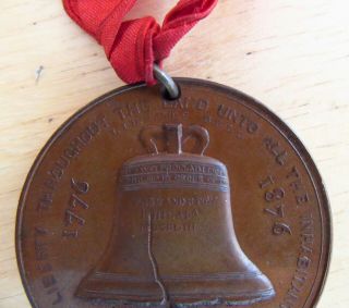 1876 U.  S.  Centennial Medal,  LIBERTY BELL,  PHILDELPHIA INDEPENDENCE HALL & Ribbon 3