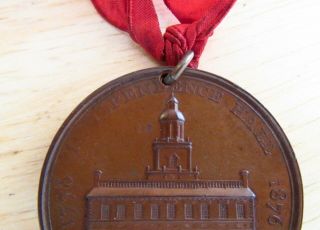 1876 U.  S.  Centennial Medal,  LIBERTY BELL,  PHILDELPHIA INDEPENDENCE HALL & Ribbon 8