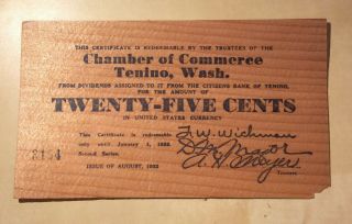 Tenino Washington 25 Cents 1932 - Wooden Nickel - W.  Chipped Corner & Split Wood