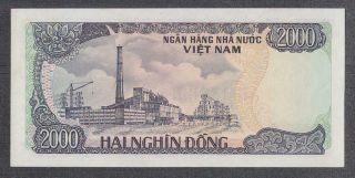 Vietnam 2000 Dong Banknote P - 103 ND 1987 UNC 2