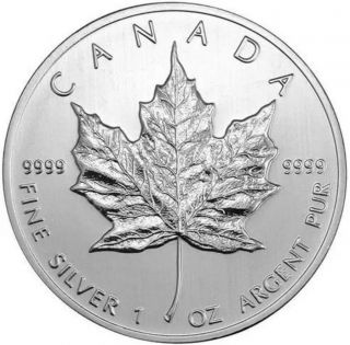 2010 1 Oz Silver $5 Canadian Maple Leaf Coin.
