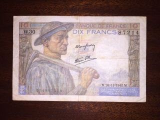 1942 France 10 Francs,  Dated 26.  11.  1942,  German Occupation,  P - 99e