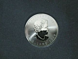 1 - 2018 Canadian Silver Maple Leaf 5 Dollar coin 1 Troy oz BU Upper Grade 3