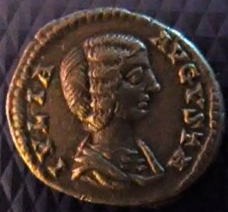 Ic Ar Denarius Of Julia Domna As Augusta Under Septimius Severus 193 - 211 Ad