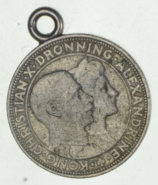 World Coin - 1923 Denmark 2 Kroner - World Silver Coin - 15.  6g 454