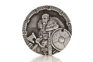 2015 2 Oz Silver Coin Ragnar Viking Series By Scottsdale.  999 Silver A372